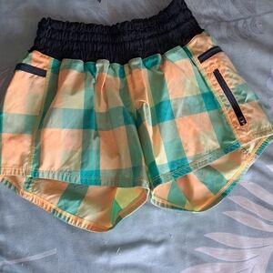 Lululemon Athletica Checkered Athletic Shorts | Size 6